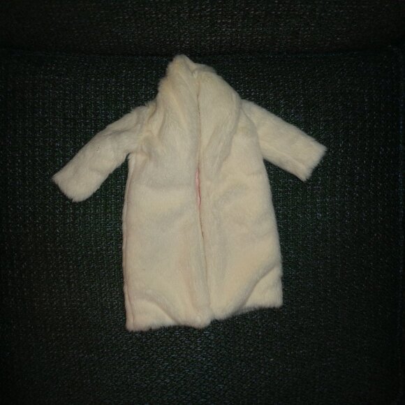 SOLD!!! SOLD!!!! TONNER ELLOWYNE WILDE LUXURIOUS SUPER SOFT FUR COAT - Picture 1 of 4